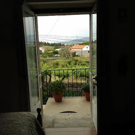 Penzion Residencial Retiro Sra. Da Luz Ponte de Lima