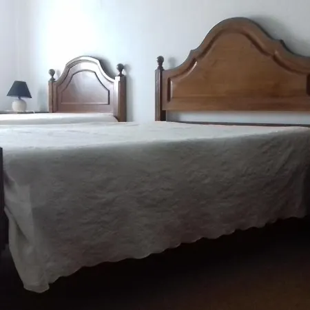 Residencial Retiro Sra. Da Luz Han/Misafirhane Ponte de Lima