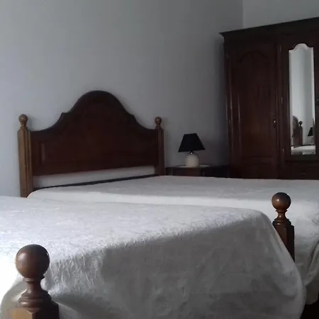 Residencial Retiro Sra. Da Luz Πανδοχείο