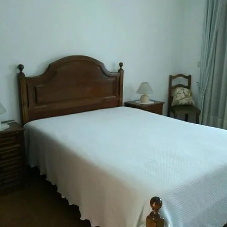 Residencial Retiro Sra. Da Luz Πανδοχείο *